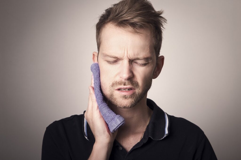 teeth, tooth, pain, dental, oral, treatment, dentistry, mouth, dentist, wisdom, health, medical, toothache, infection, jaw, painful, cavity, caries, tooth, dental, toothache, toothache, toothache, toothache, toothache, jaw